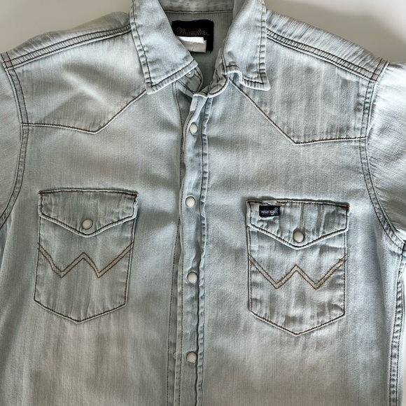 Wrangler Western Shirt with Pearl Snaps - Picture 4 of 8